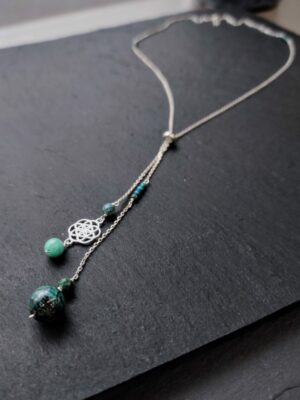 Collier cravate chrysocolle