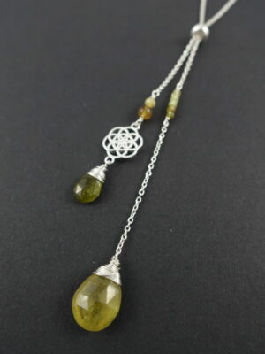 collier cravate argent grenat vert